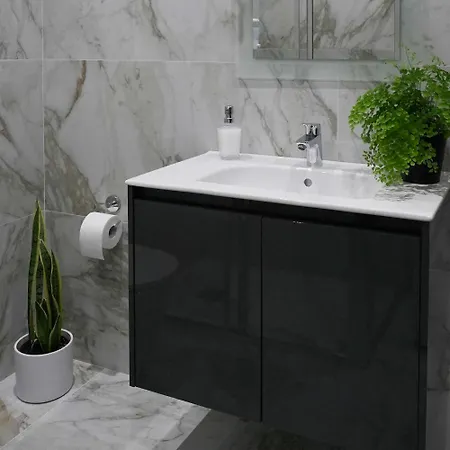 Brand New Gateway Apartament *